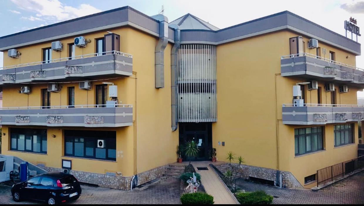 Hotel Il Baronetto Tarsia Buitenkant foto